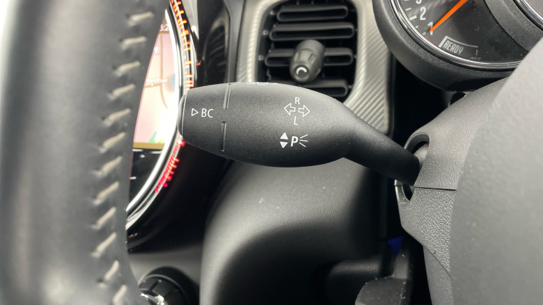 MINI Hatchback 2.0 Cooper S Exclusive 3dr Auto Petrol Hatchback